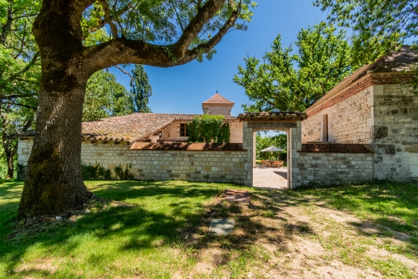 Remarkable Country Property